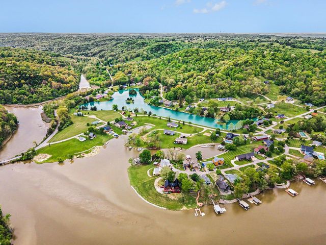 95 Waterside Drive, Sparta, KY 41086