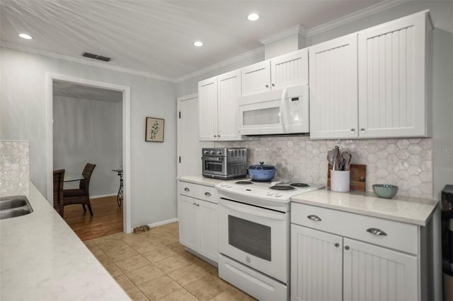 400 STIRLING TERRACE, Dunedin, FL 34698