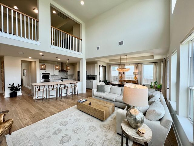 1629 Hazy Hills LOOP, Dripping Springs, TX 78620