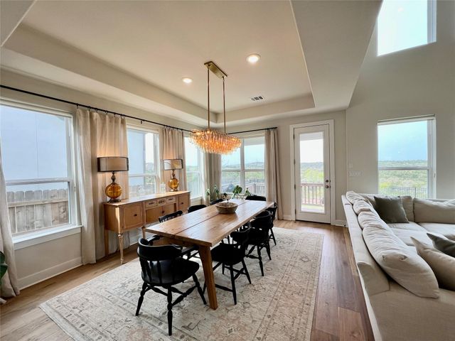 1629 Hazy Hills LOOP, Dripping Springs, TX 78620