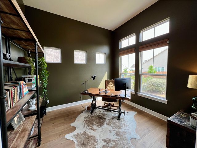 1629 Hazy Hills LOOP, Dripping Springs, TX 78620