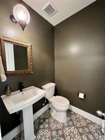 1629 Hazy Hills LOOP, Dripping Springs, TX 78620