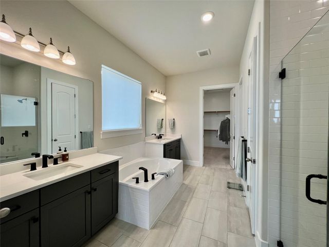 1629 Hazy Hills LOOP, Dripping Springs, TX 78620