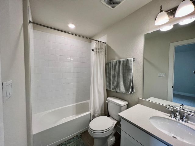 1629 Hazy Hills LOOP, Dripping Springs, TX 78620