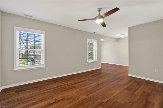 1426 Cedar LN, Norfolk, VA 23508