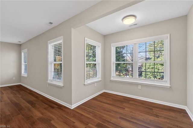 1426 Cedar LN, Norfolk, VA 23508