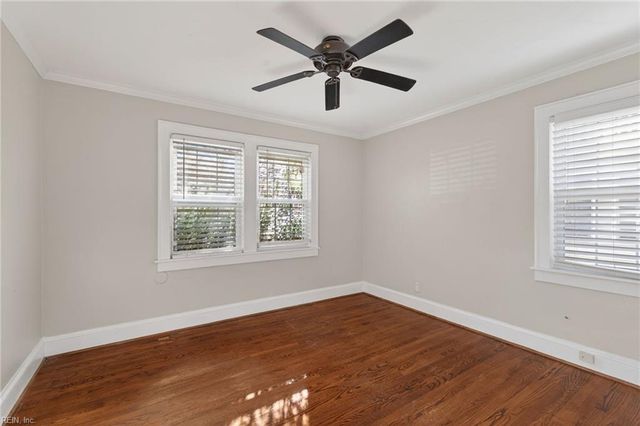 1426 Cedar LN, Norfolk, VA 23508