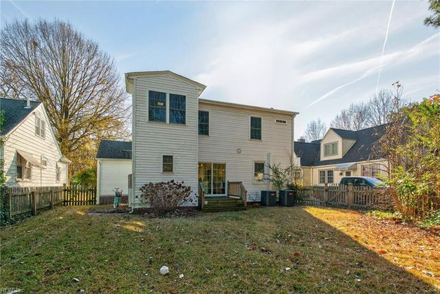 1426 Cedar LN, Norfolk, VA 23508