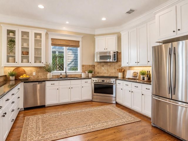 837 E 27th Street, Houston, TX 77009