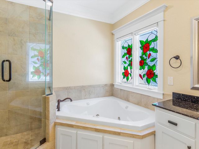 837 E 27th Street, Houston, TX 77009