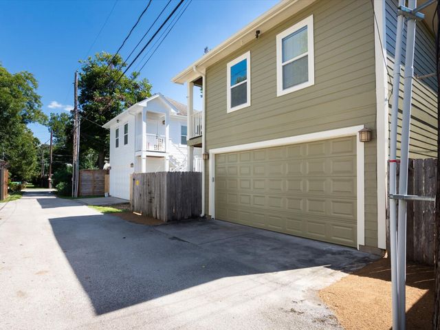 837 E 27th Street, Houston, TX 77009