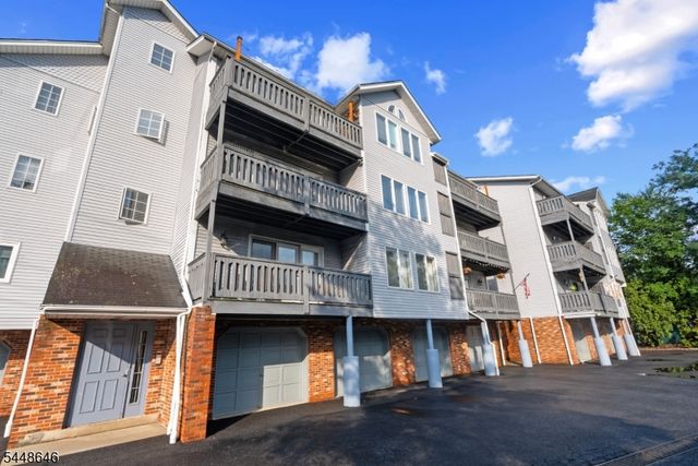 900 Van Houten Ave A2, Clifton City, NJ 07013
