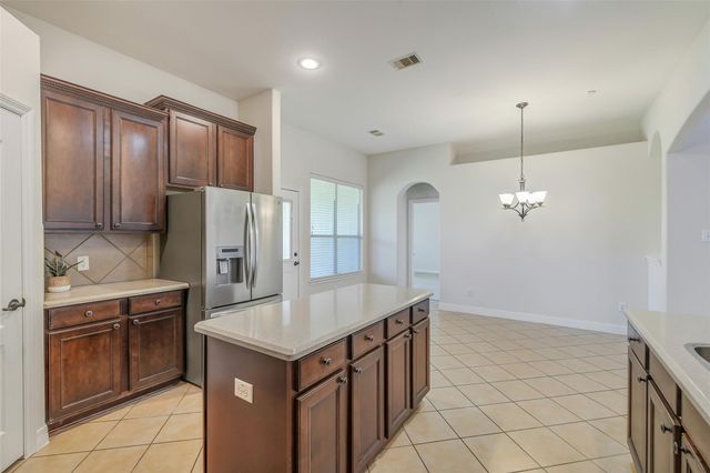 28622 Lockeridge Springs Drive, Spring, TX 77386