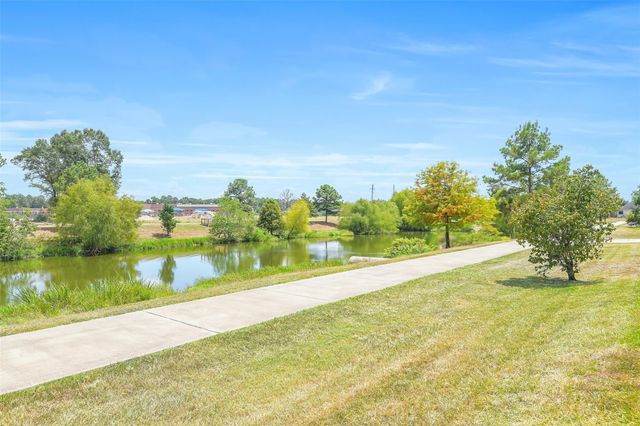 28622 Lockeridge Springs Drive, Spring, TX 77386