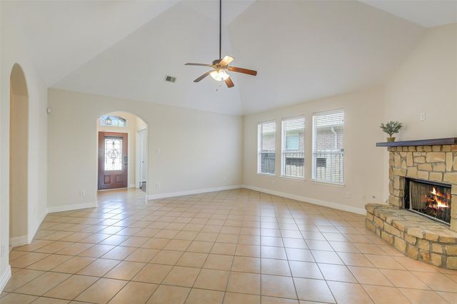 28622 Lockeridge Springs Drive, Spring, TX 77386