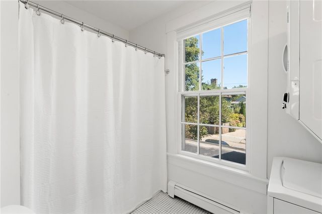 58 Washington Street 3, Newport, RI 02840