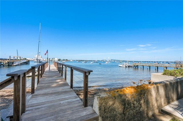 58 Washington Street 3, Newport, RI 02840