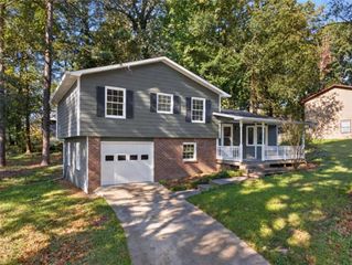 1869 Long Street, Snellville, GA 30078
