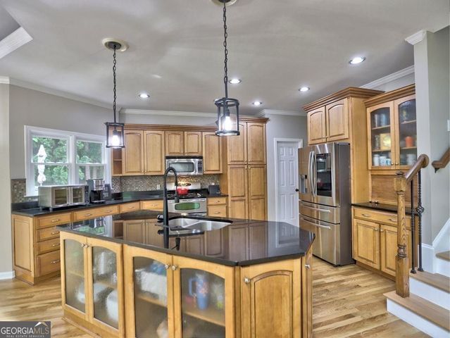 3004 Golf Crest Lane, Woodstock, GA 30189