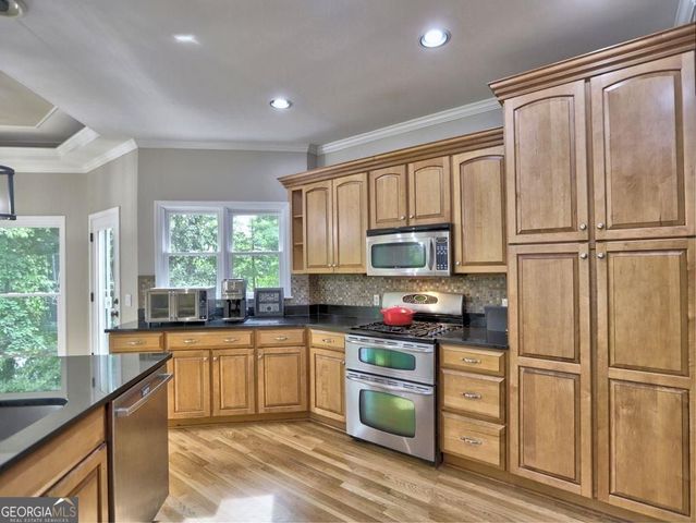 3004 Golf Crest Lane, Woodstock, GA 30189