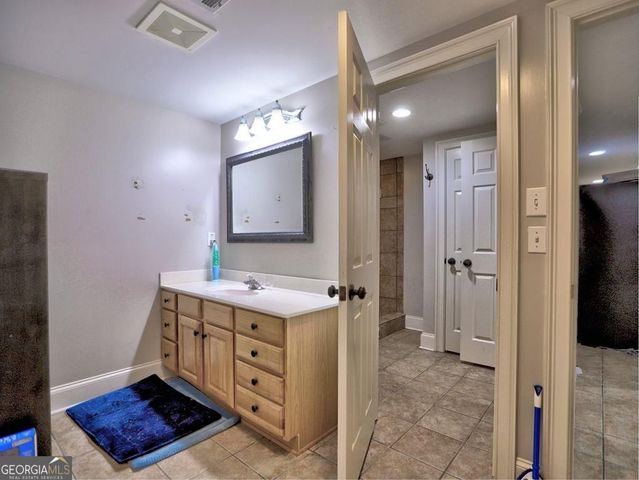 3004 Golf Crest Lane, Woodstock, GA 30189