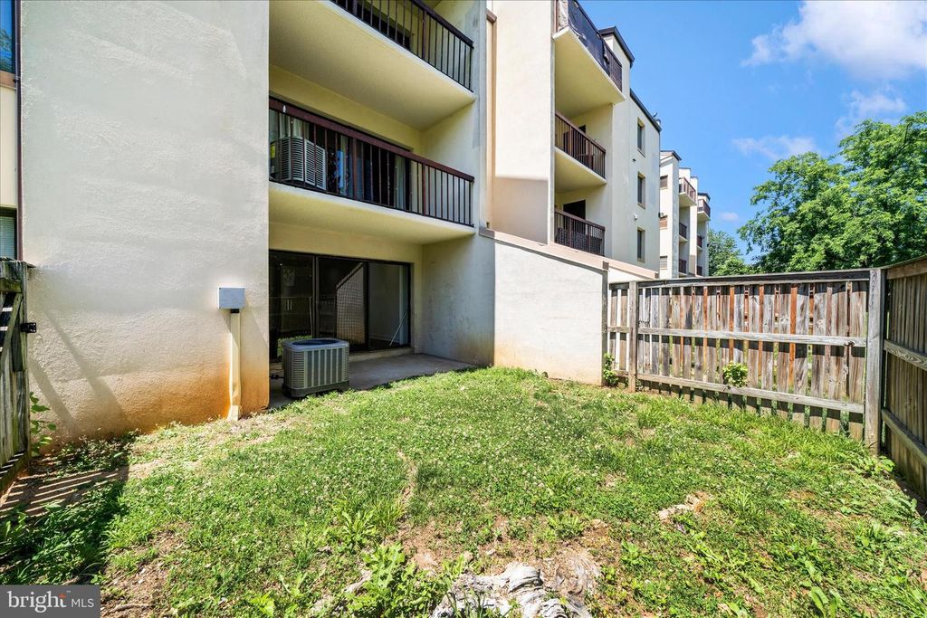 Image 37 of property listing at 10125 PRINCE PL #103-11B, Upper Marlboro, MD 20774