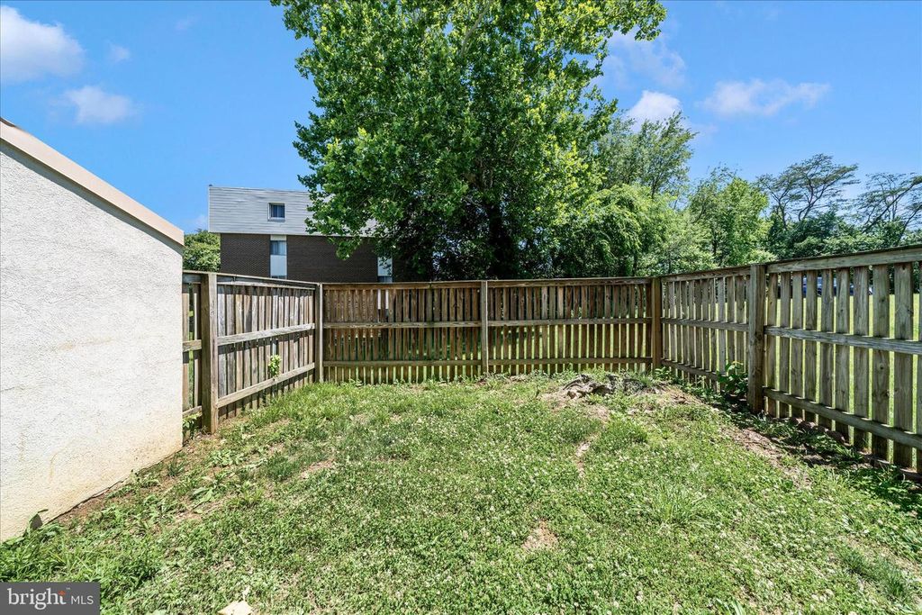 Image 39 of property listing at 10125 PRINCE PL #103-11B, Upper Marlboro, MD 20774