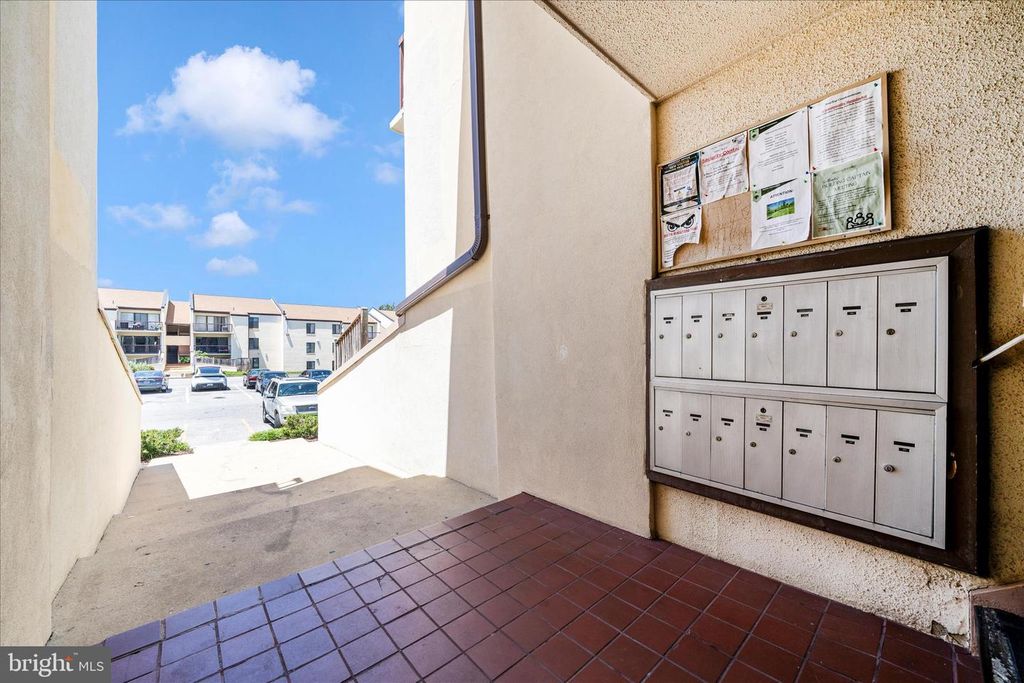 Image 40 of property listing at 10125 PRINCE PL #103-11B, Upper Marlboro, MD 20774
