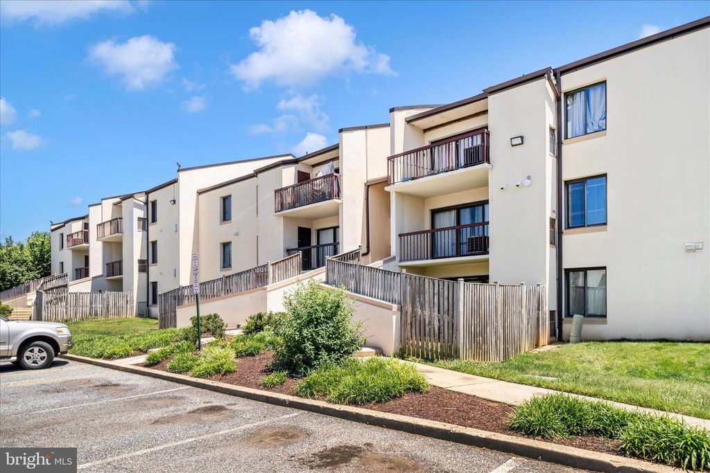 Image 41 of property listing at 10125 PRINCE PL #103-11B, Upper Marlboro, MD 20774