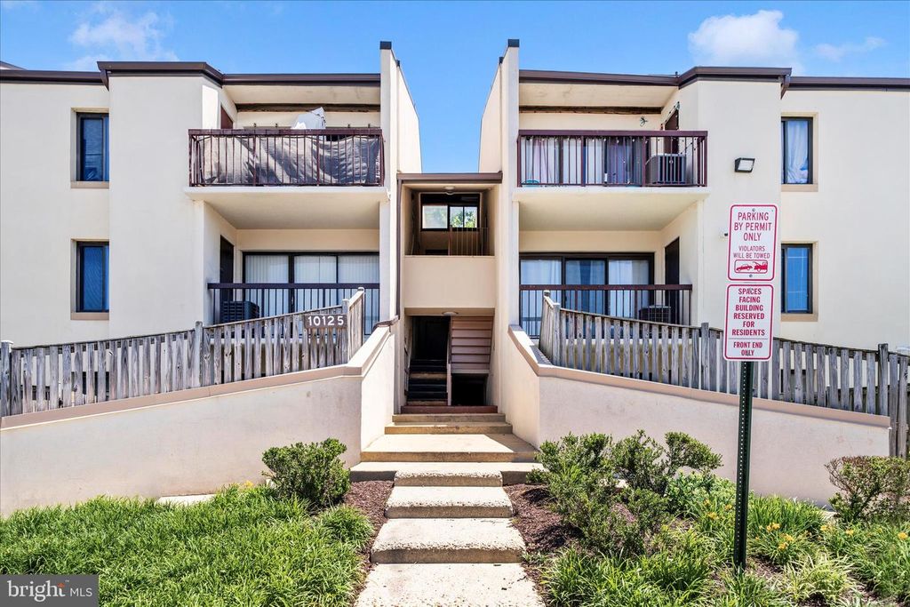 Image 44 of property listing at 10125 PRINCE PL #103-11B, Upper Marlboro, MD 20774