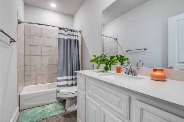 1521 Addison Drive, Lancaster, TX 75134