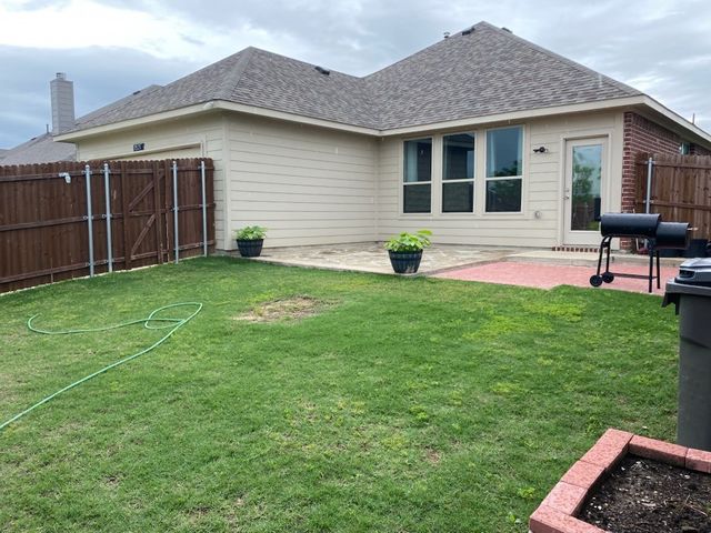 1521 Addison Drive, Lancaster, TX 75134