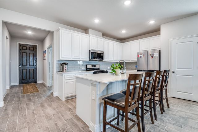 1521 Addison Drive, Lancaster, TX 75134