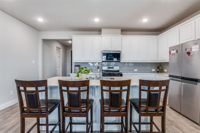 1521 Addison Drive, Lancaster, TX 75134