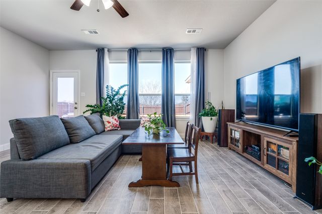 1521 Addison Drive, Lancaster, TX 75134