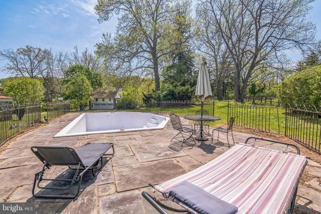 2622 BUTLER PIKE, Plymouth Meeting, PA 19462