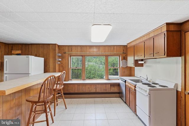 2622 BUTLER PIKE, Plymouth Meeting, PA 19462