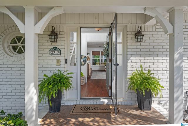 2313 WEXFORD LANE, Vestavia Hills, AL 35216