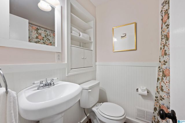 2313 WEXFORD LANE, Vestavia Hills, AL 35216