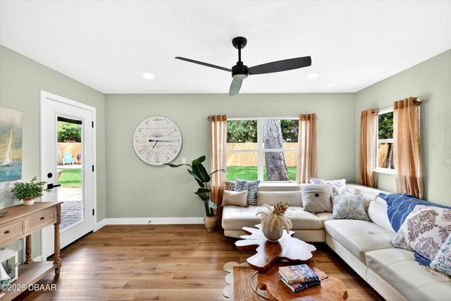 61 Merrywood Circle, Ormond Beach, FL 32174