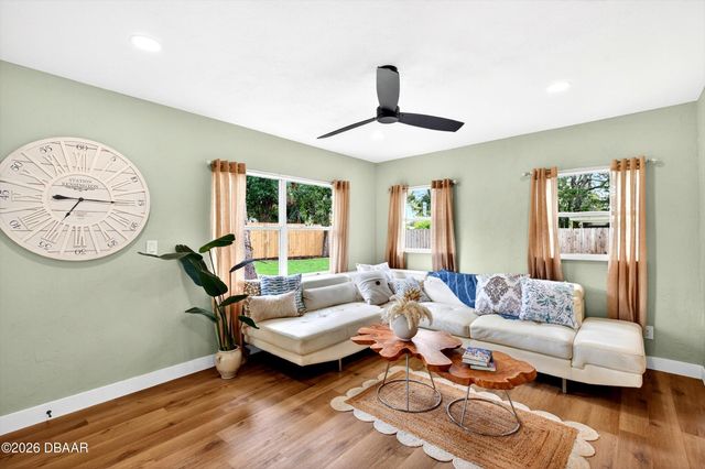 61 Merrywood Circle, Ormond Beach, FL 32174
