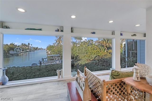 1450 Royal Poinciana DR, Sanibel, FL 33957