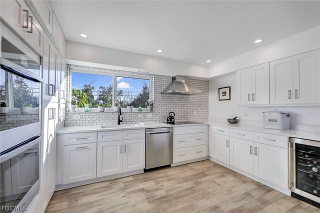 1450 Royal Poinciana DR, Sanibel, FL 33957