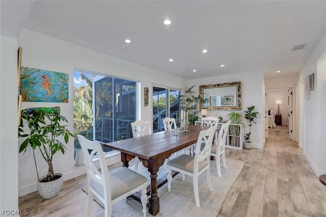 1450 Royal Poinciana DR, Sanibel, FL 33957