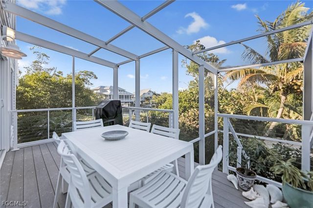 1450 Royal Poinciana DR, Sanibel, FL 33957