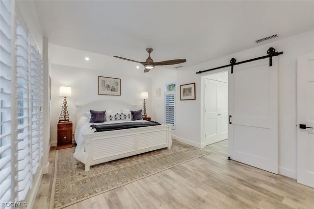 1450 Royal Poinciana DR, Sanibel, FL 33957