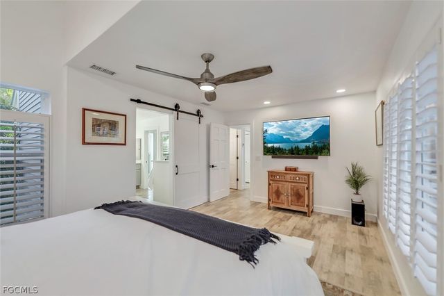 1450 Royal Poinciana DR, Sanibel, FL 33957