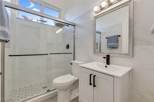 1450 Royal Poinciana DR, Sanibel, FL 33957