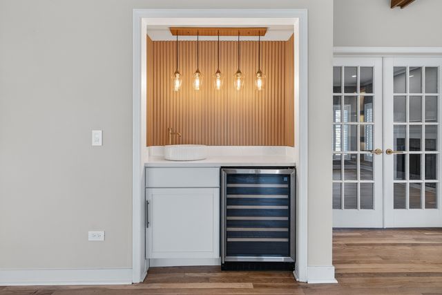 25138 N Pawnee Road, Barrington, IL 60010