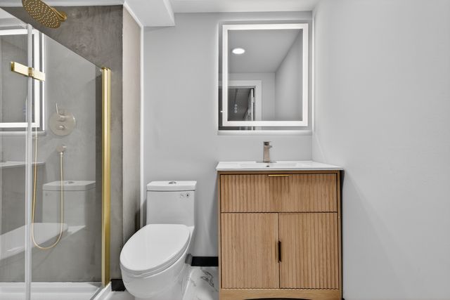 25138 N Pawnee Road, Barrington, IL 60010